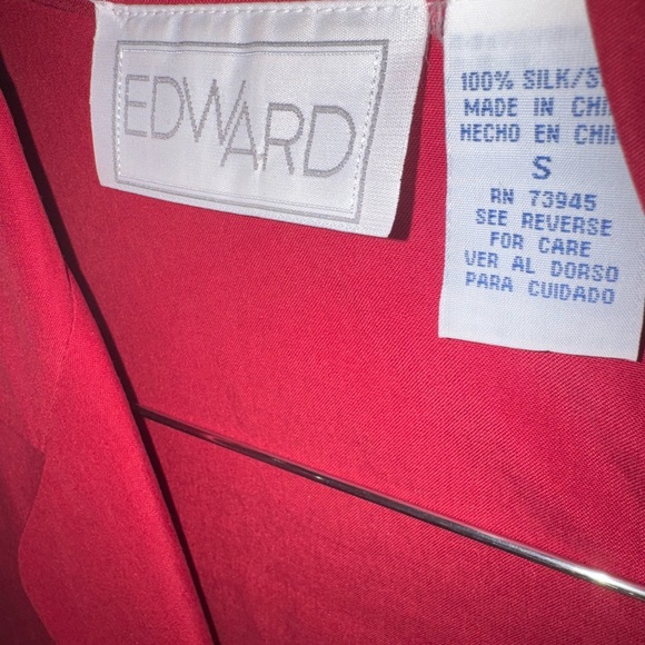 Vintage Tops - Vintage “Edward” 100% Silk Top